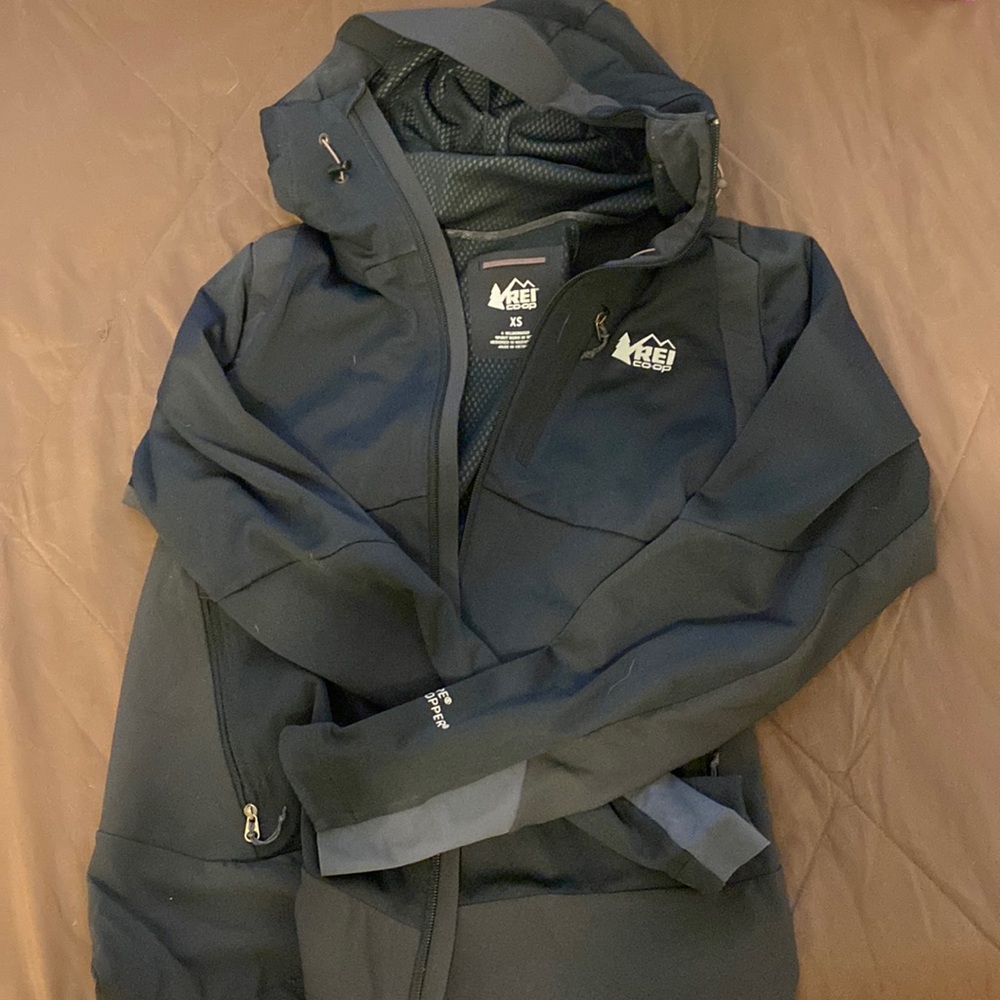 REI Windstopper - XS